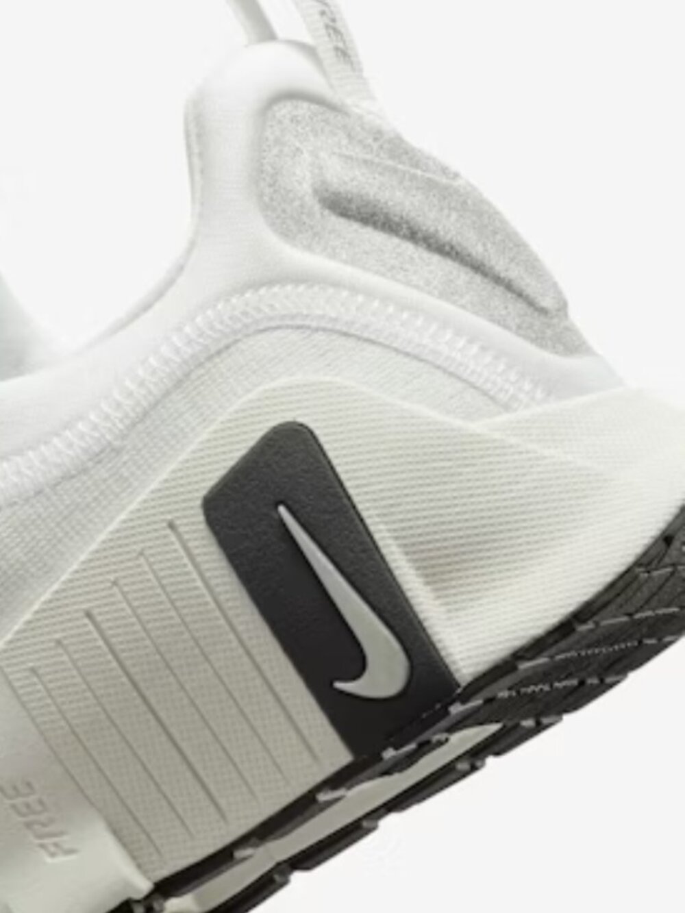 Nike Free Metcon 6 Shoes - White/Silver - Picture 3 of 7